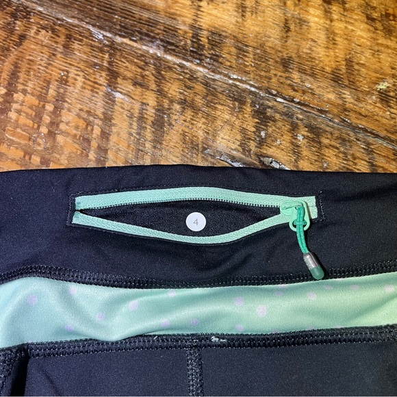 Lululemon Leggings: Inspire Crop II Black / Mint Moment Polk a Dot - Sz 4! 😁 - Picture 4 of 8